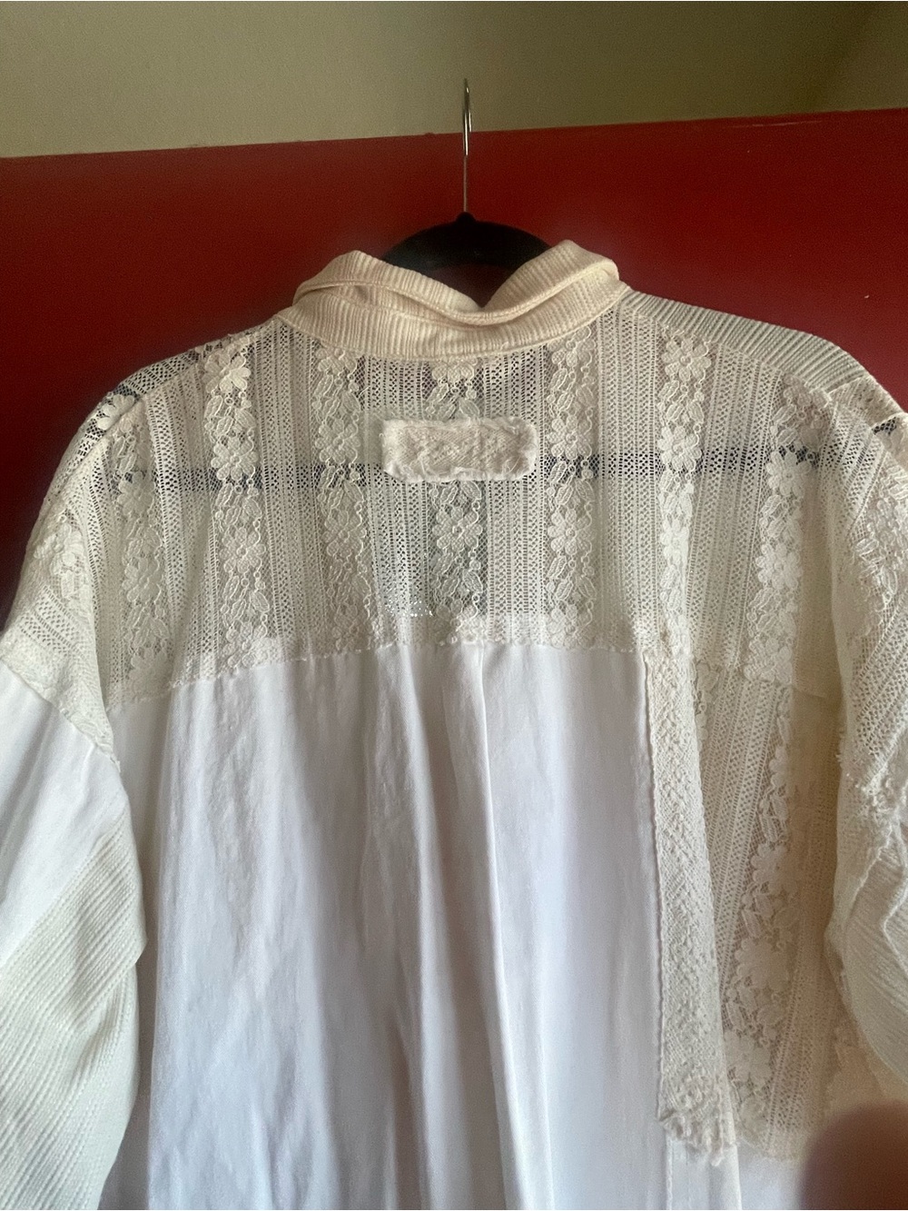 POL Cream Short-Sleeve Button-Down Shirt with Patch Pockets - Picture 7 of 9